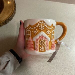 NEW Arlington Designs Gingerbread House with Pink Accents Mug